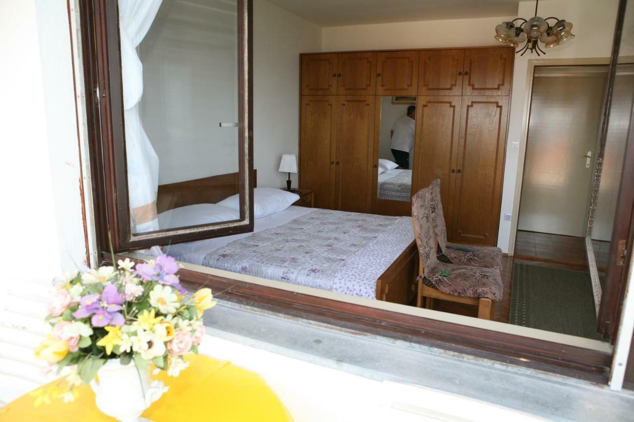 Rooms And Apartments Kurtovic سيغيت دونيي المظهر الخارجي الصورة